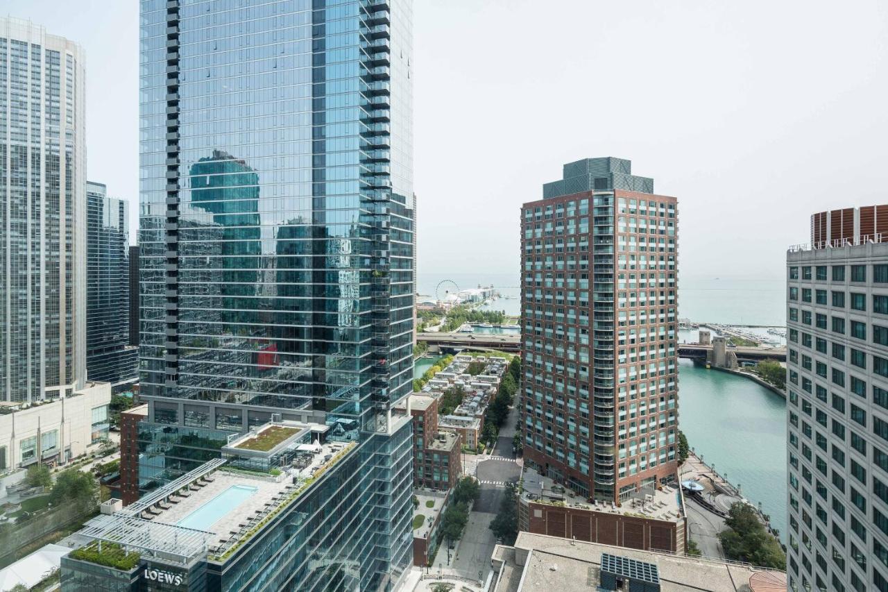 Sheraton Grand Chicago Riverwalk Exterior foto