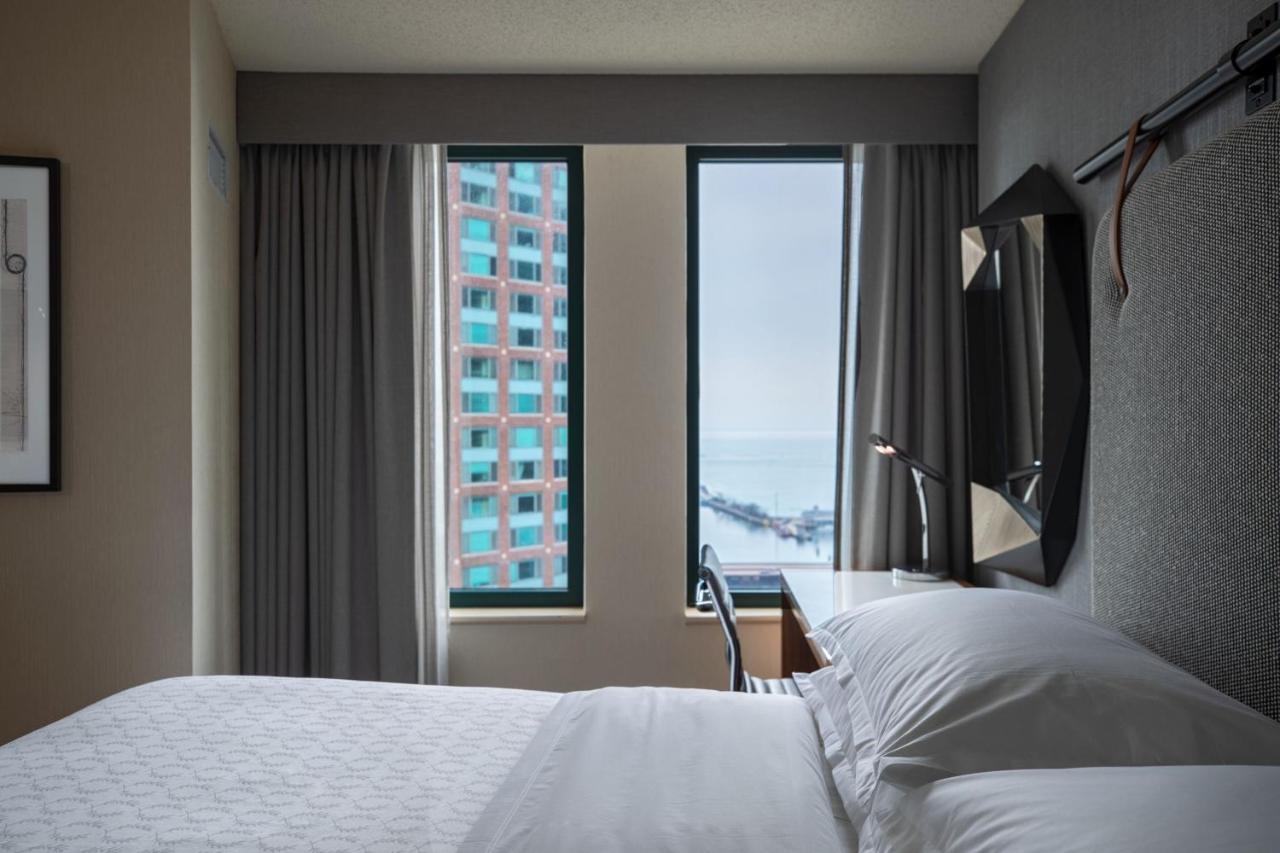 Sheraton Grand Chicago Riverwalk Exterior foto