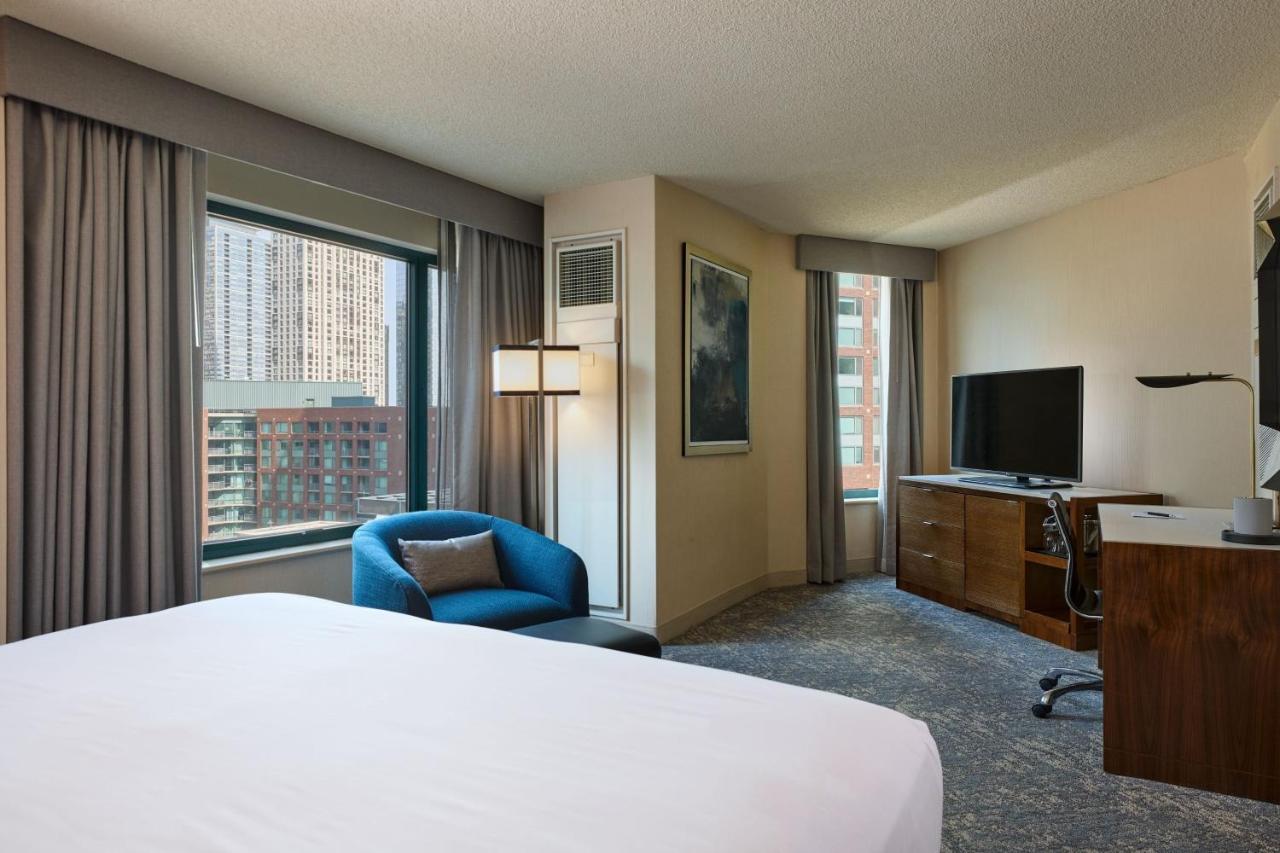 Sheraton Grand Chicago Riverwalk Exterior foto