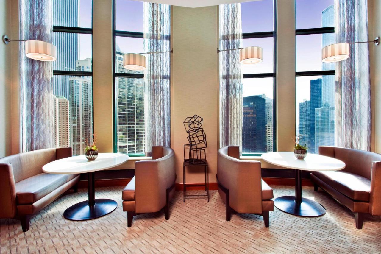 Sheraton Grand Chicago Riverwalk Exterior foto
