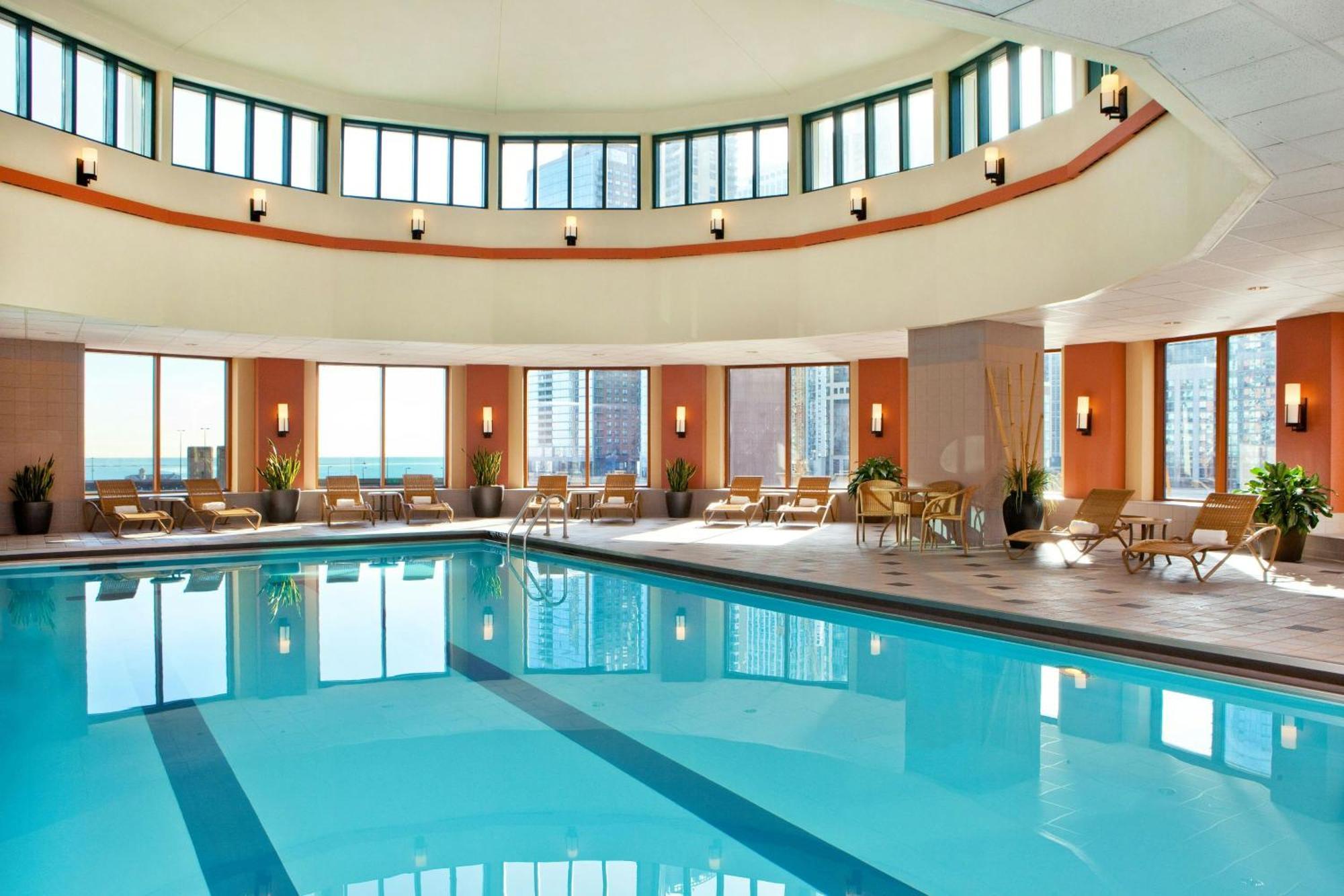 Sheraton Grand Chicago Riverwalk Exterior foto